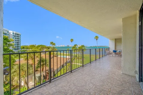 100 Oakmont Lane Belleair FL 33756