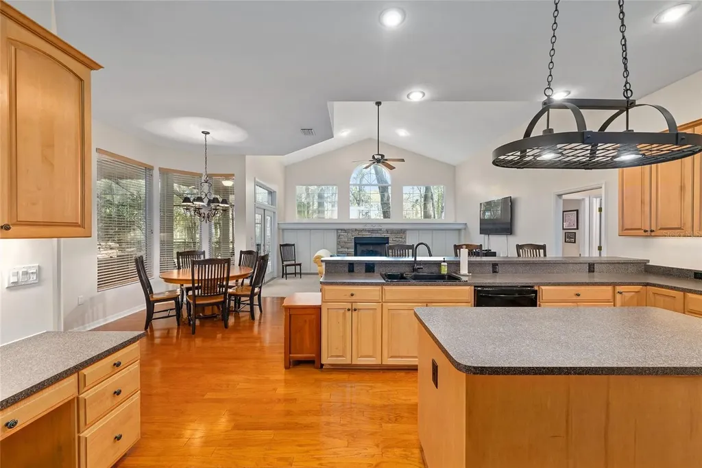 14312 NW 41st Avenue Newberry FL 32669