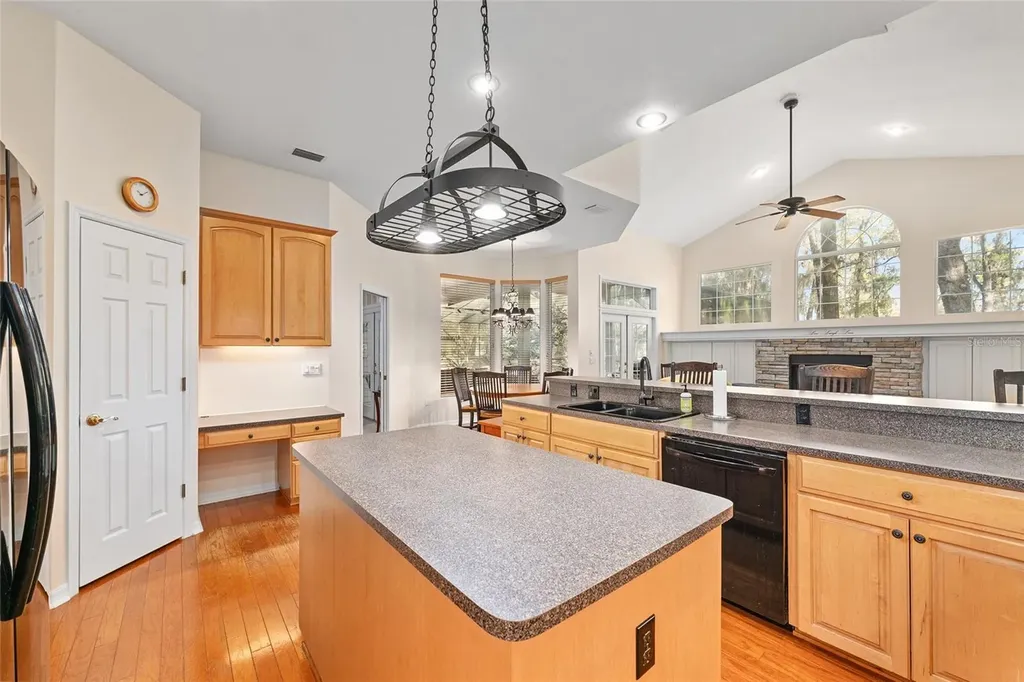 14312 NW 41st Avenue Newberry FL 32669