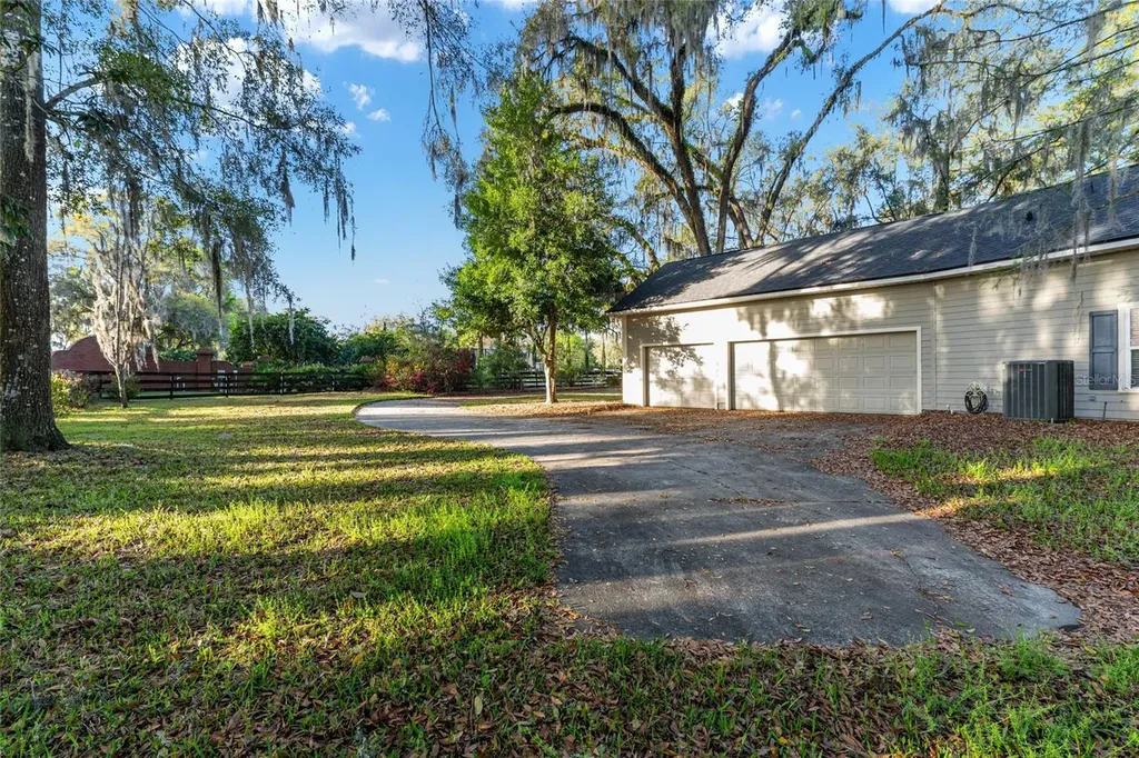 14312 NW 41st Avenue Newberry FL 32669