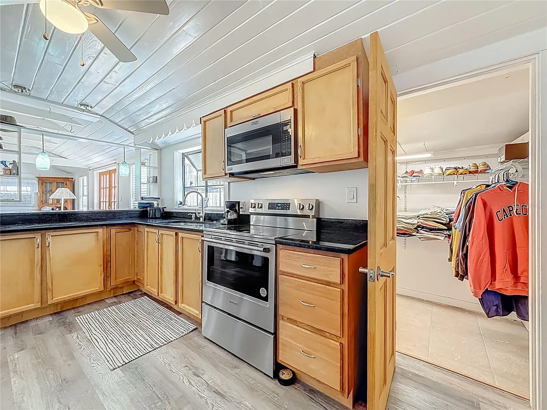 129 94th Avenue Treasure Island FL 33706