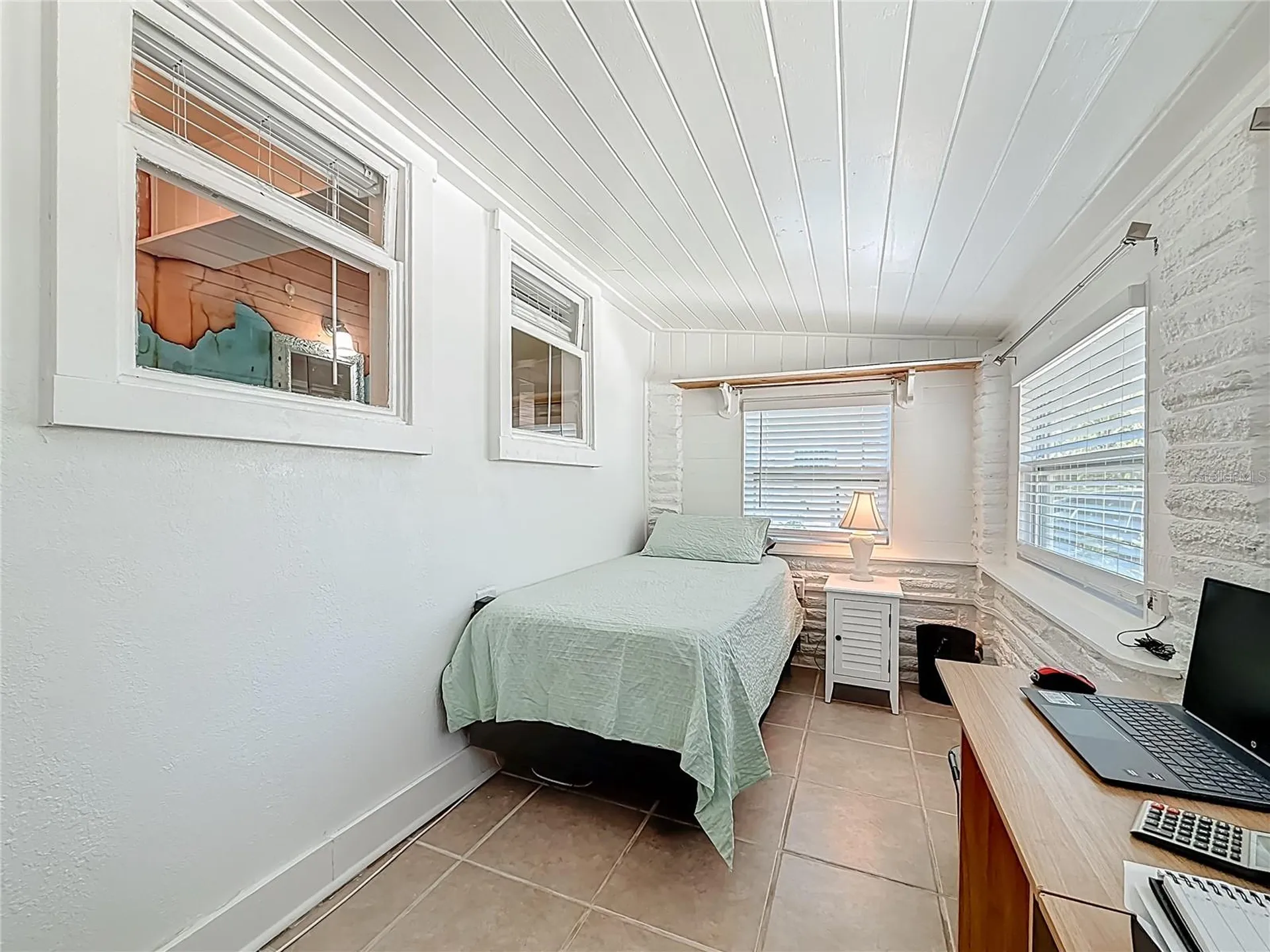 129 94th Avenue Treasure Island FL 33706