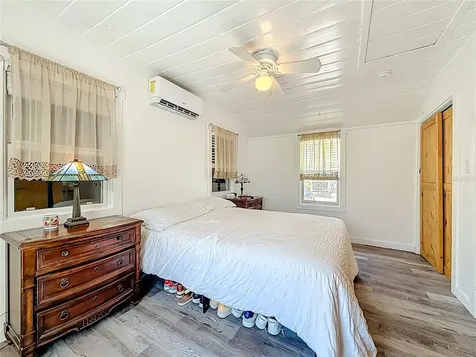 129 94th Avenue Treasure Island FL 33706