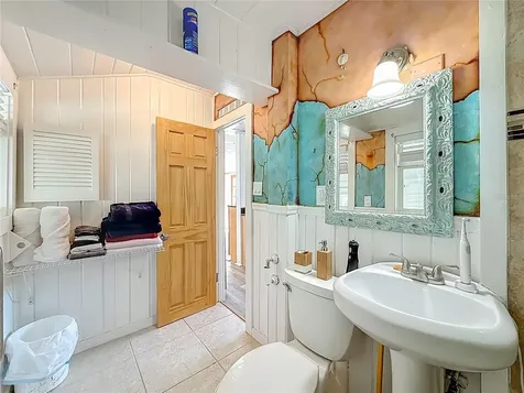 129 94th Avenue Treasure Island FL 33706