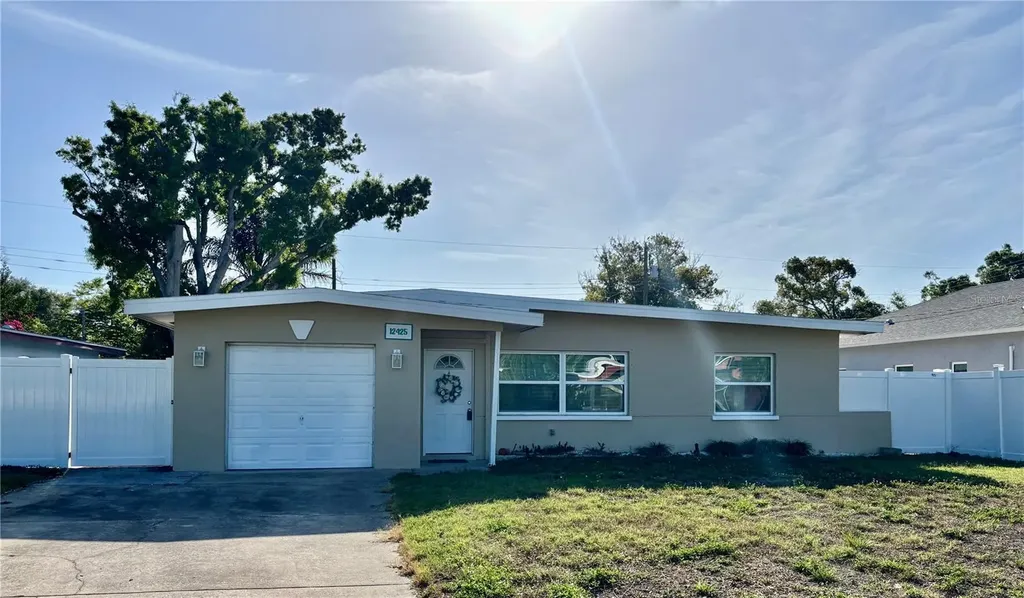 12425 136th Lane Largo FL 33774