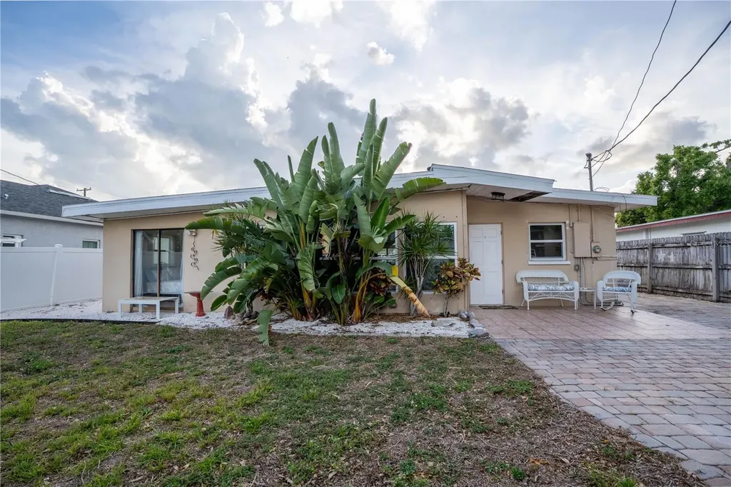 12425 136th Lane Largo FL 33774