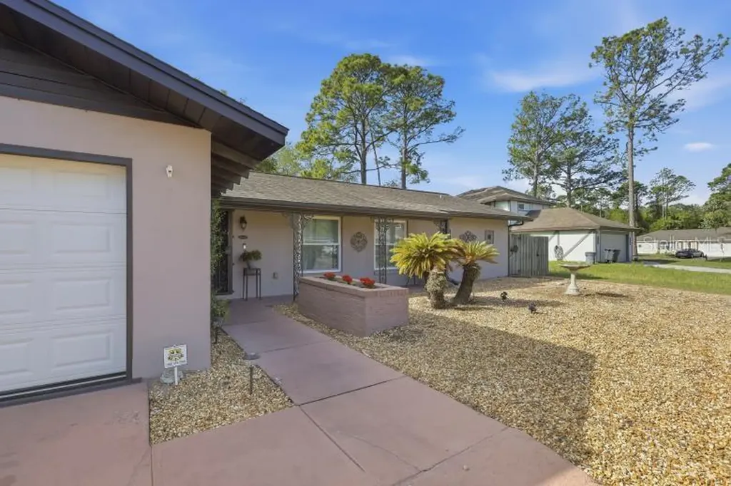 60 Blaine Drive Palm Coast FL 32137