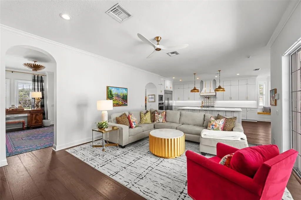 11 Formosa Avenue Tampa FL 33606