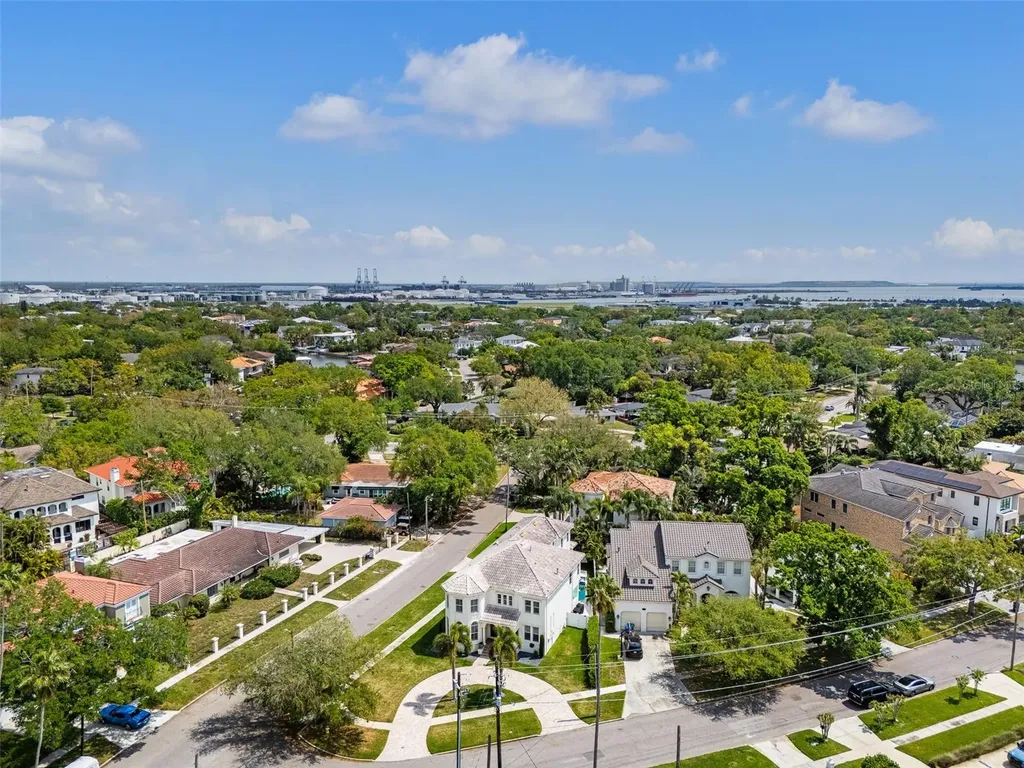 11 Formosa Avenue Tampa FL 33606