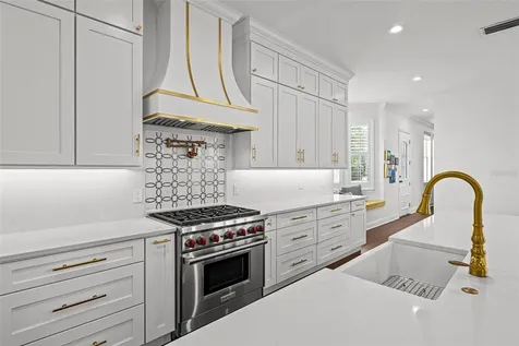 11 Formosa Avenue Tampa FL 33606