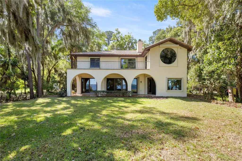 12621 SE Sunset Harbor Road Weirsdale FL 32195