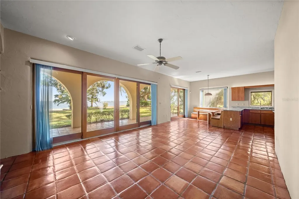 12621 SE Sunset Harbor Road Weirsdale FL 32195