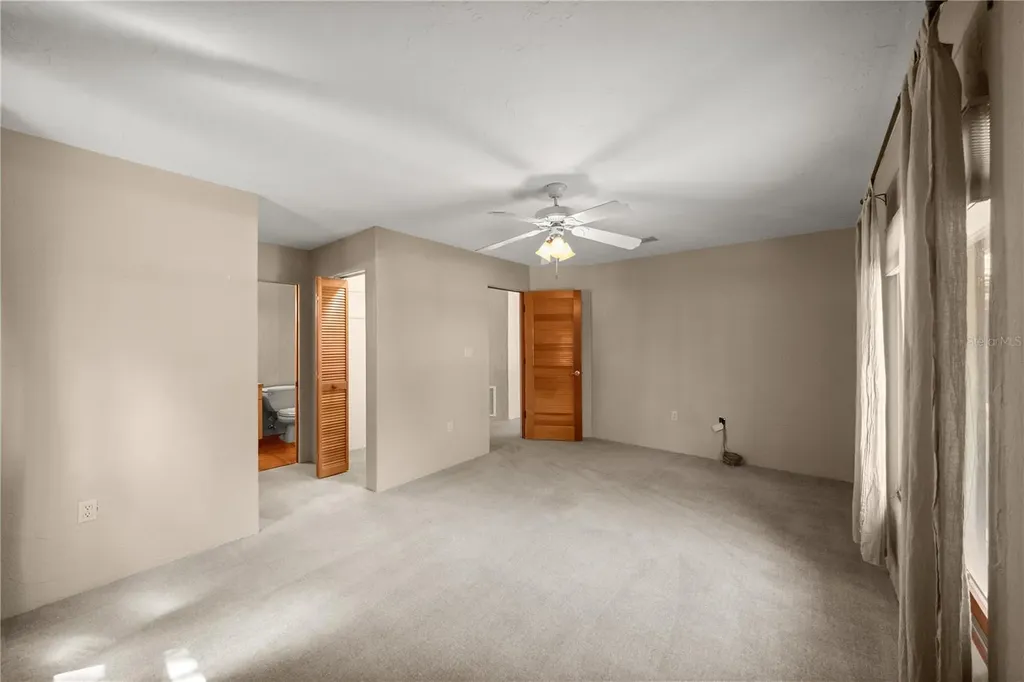 12621 SE Sunset Harbor Road Weirsdale FL 32195