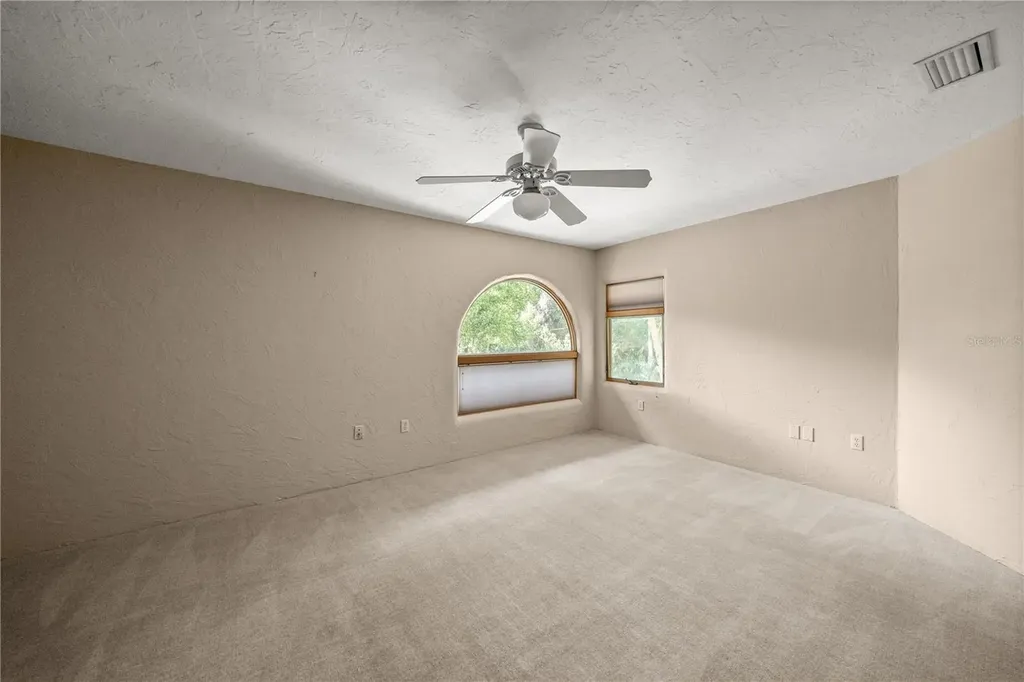 12621 SE Sunset Harbor Road Weirsdale FL 32195