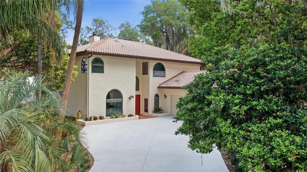 12621 SE Sunset Harbor Road Weirsdale FL 32195