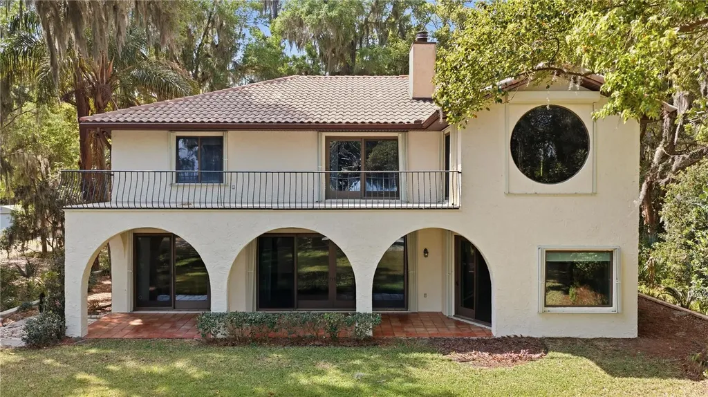 12621 SE Sunset Harbor Road Weirsdale FL 32195