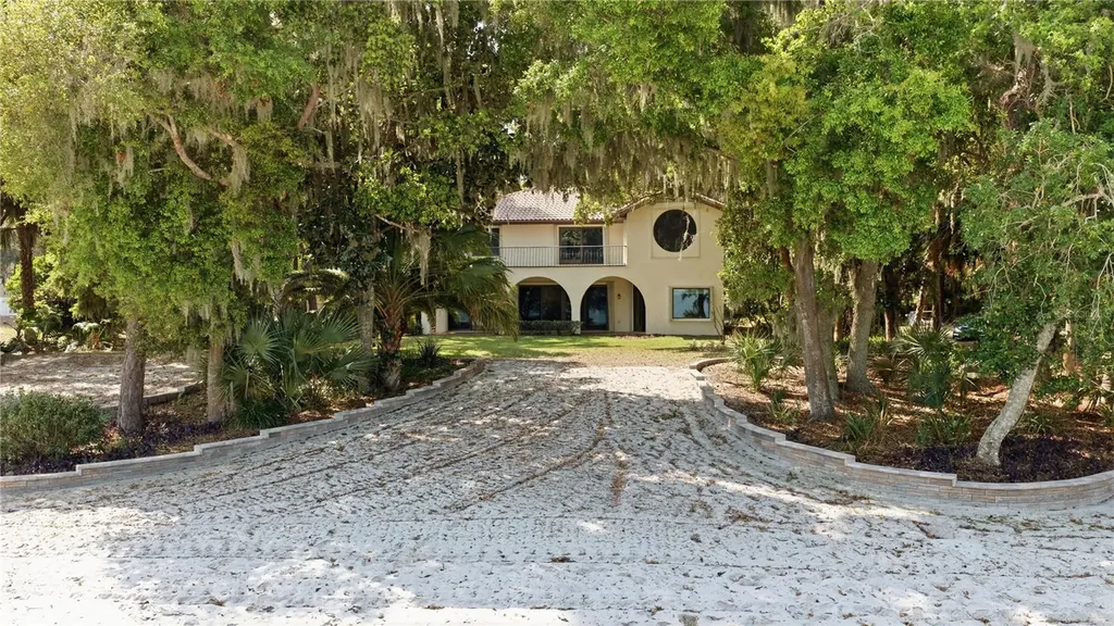 12621 SE Sunset Harbor Road Weirsdale FL 32195