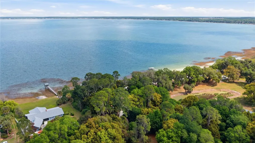 12621 SE Sunset Harbor Road Weirsdale FL 32195