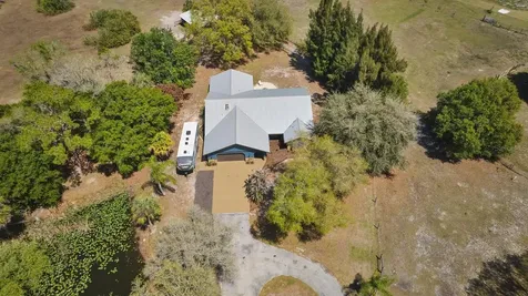 710 & 740 Evans Road Labelle FL 33935