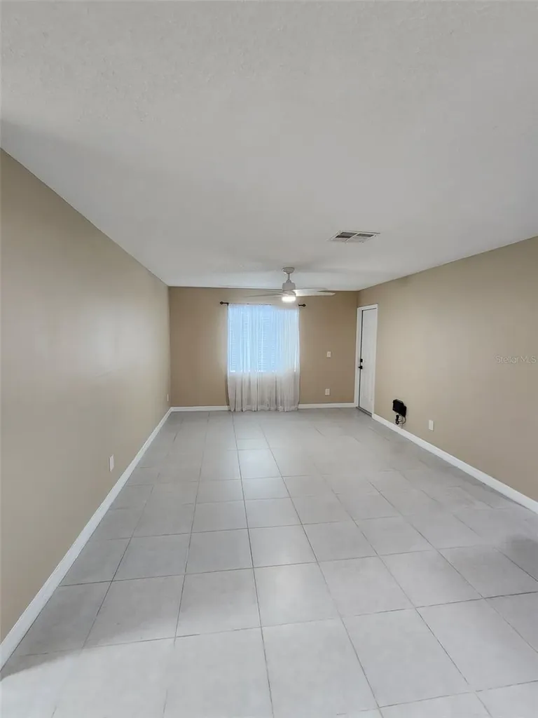 211 Thorn Tree Place Brandon FL 33510