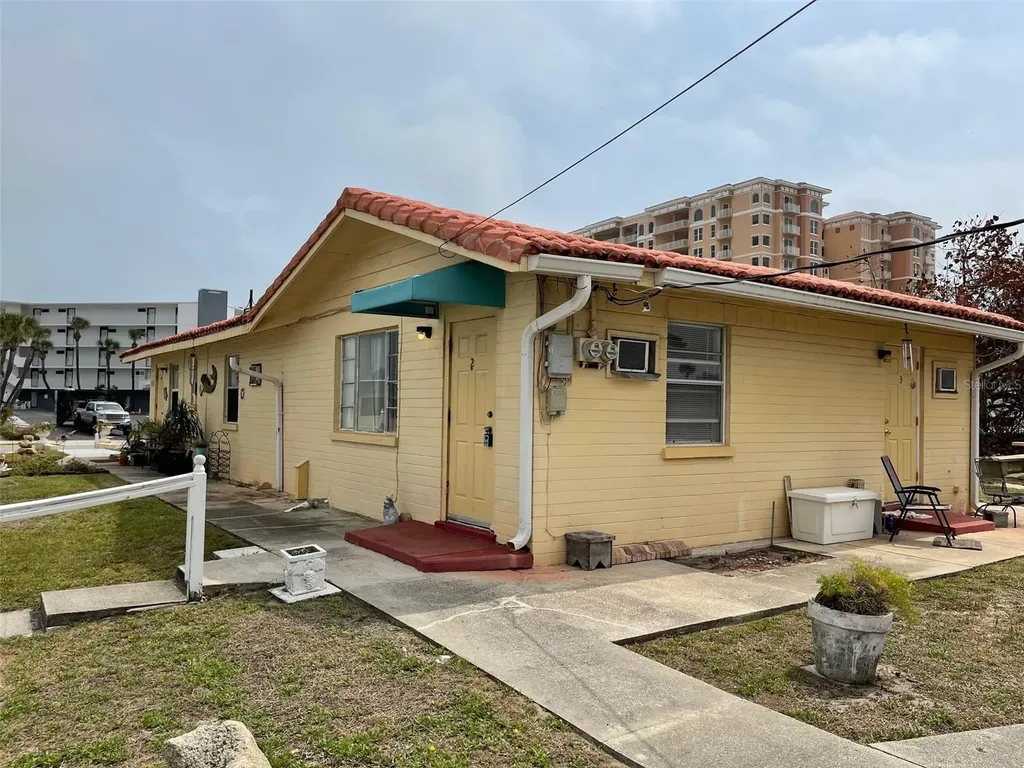 3226 S Atlantic Avenue Daytona Beach FL 32118