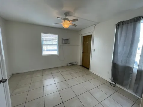 3226 S Atlantic Avenue Daytona Beach FL 32118