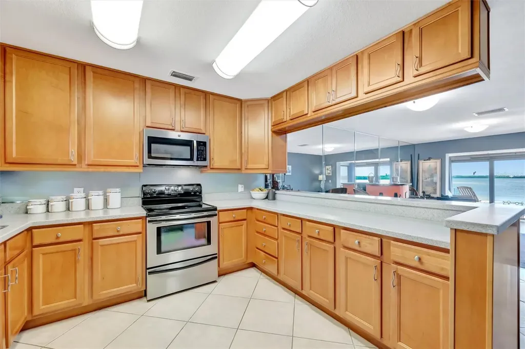 3863 Catalina Drive Bradenton FL 34210