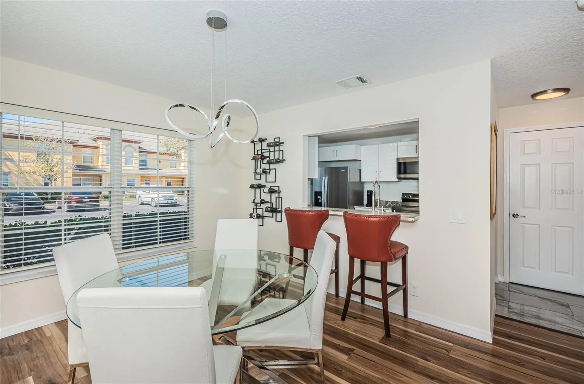 3876 Island Way St Petersburg FL 33705