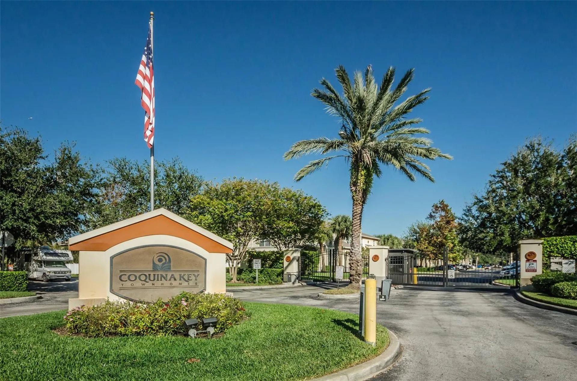 3876 Island Way St Petersburg FL 33705