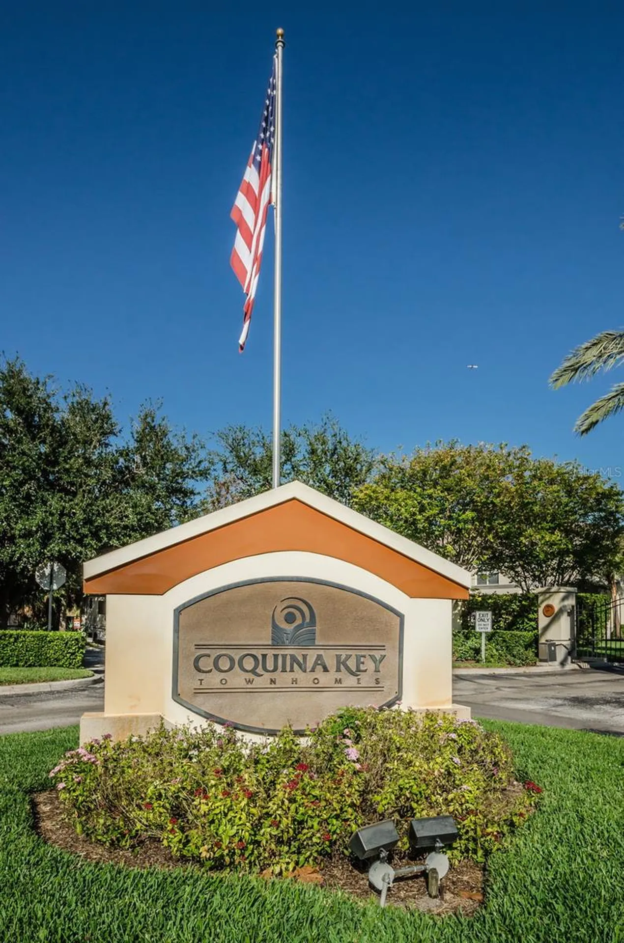 3876 Island Way St Petersburg FL 33705