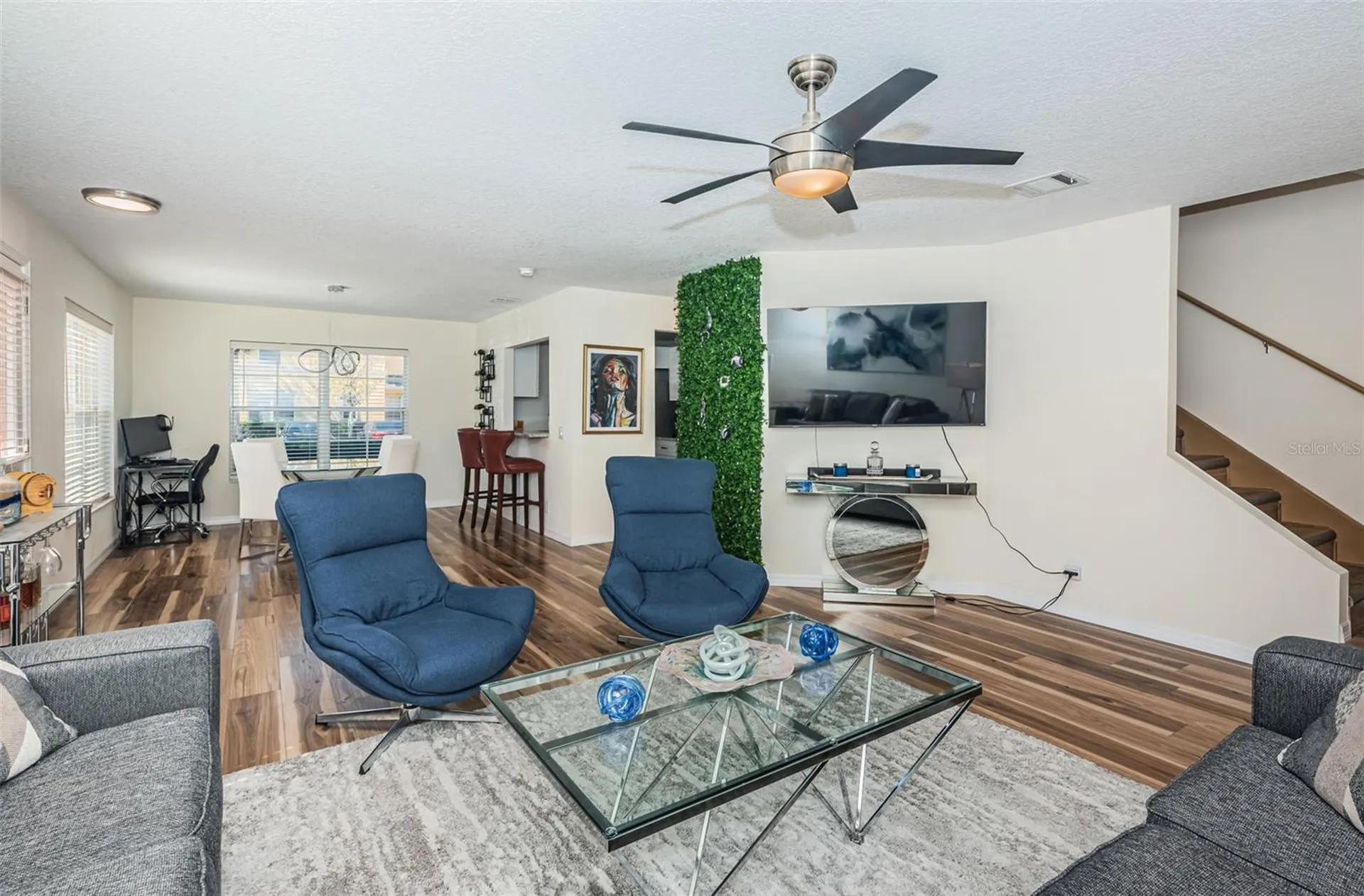 3876 Island Way St Petersburg FL 33705