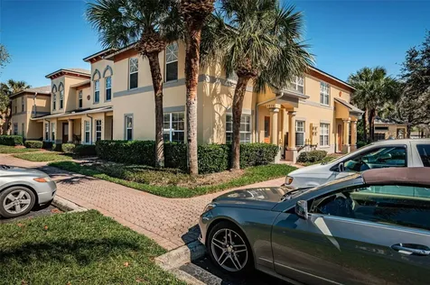 3876 Island Way St Petersburg FL 33705
