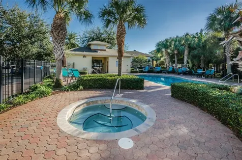 3876 Island Way St Petersburg FL 33705