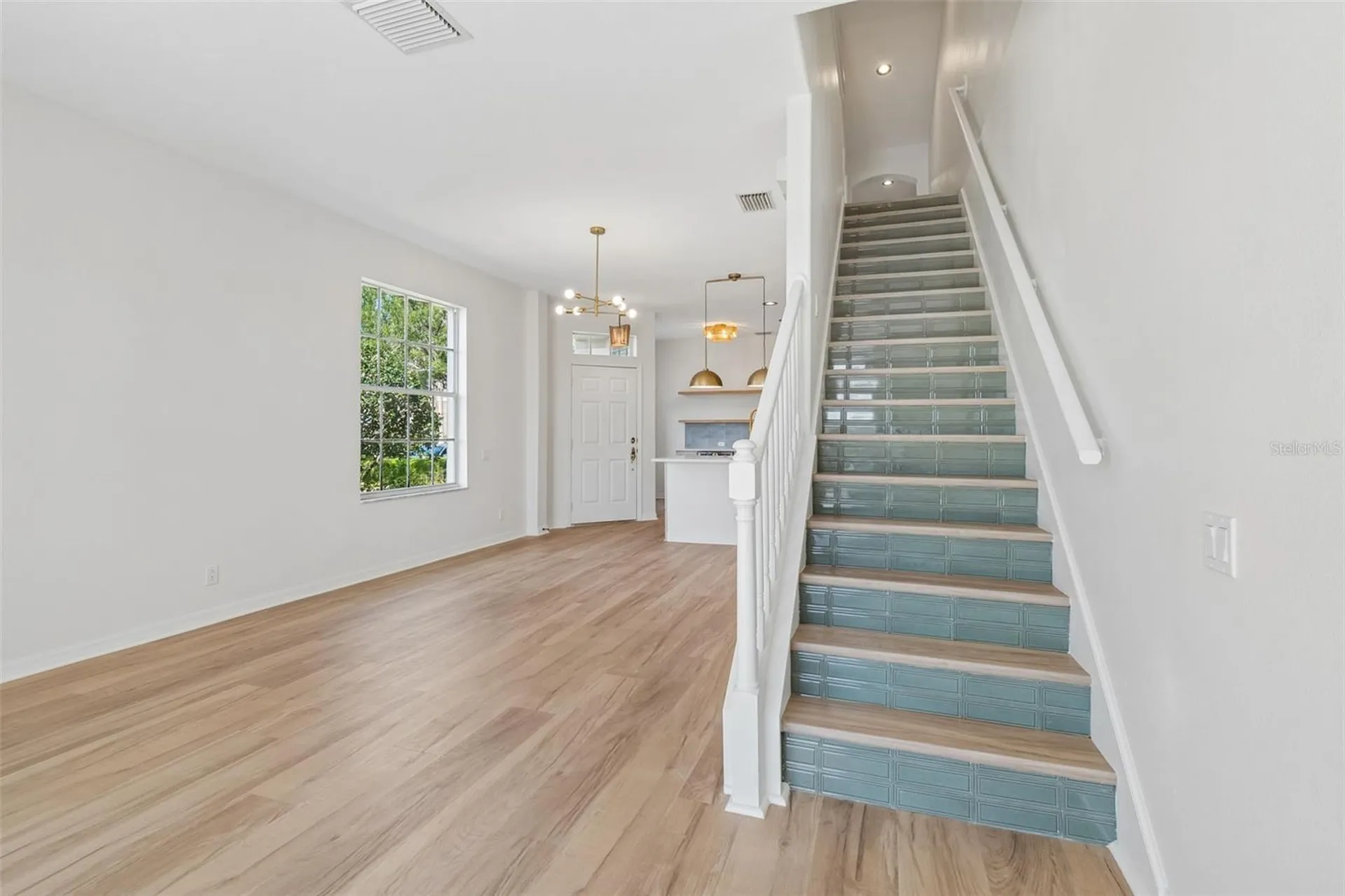 6054 54th Street N St Petersburg FL 33709