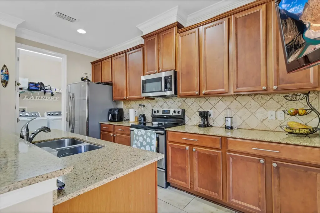 458 Ellis Square Court Sanford FL 32771