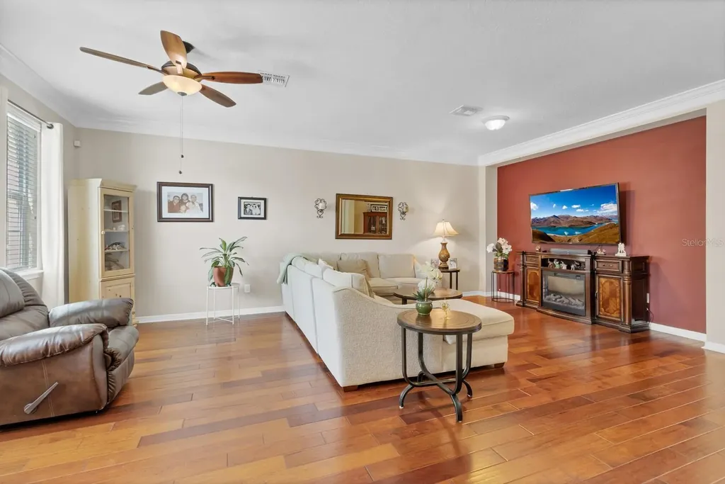 458 Ellis Square Court Sanford FL 32771