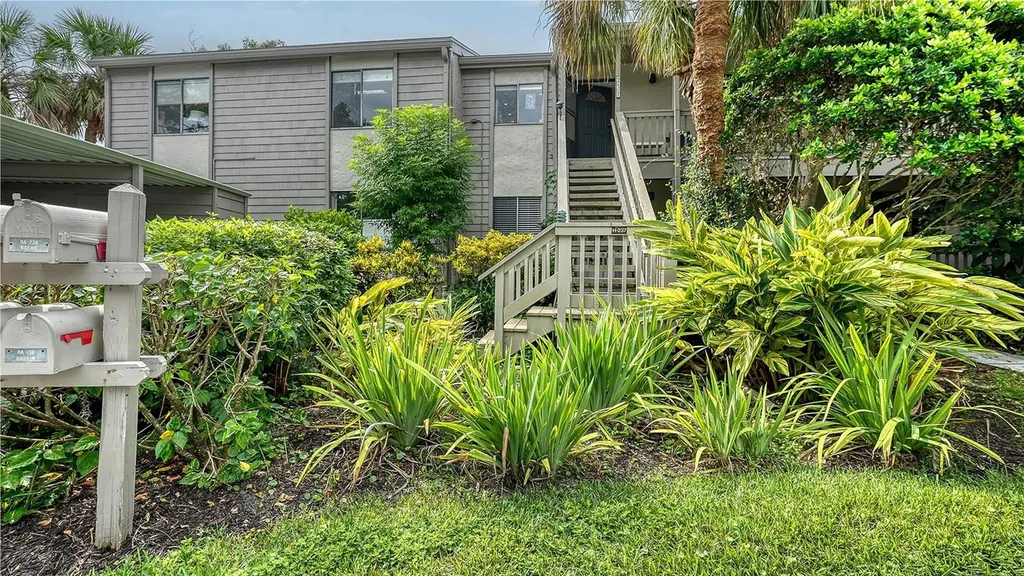 1611 Clower Creek Drive Sarasota FL 34231