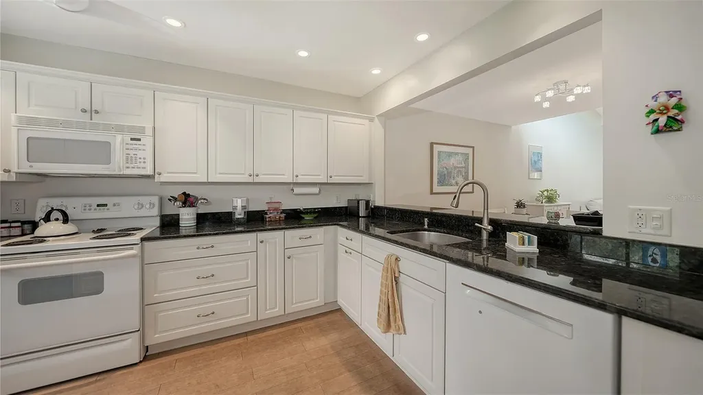 1611 Clower Creek Drive Sarasota FL 34231