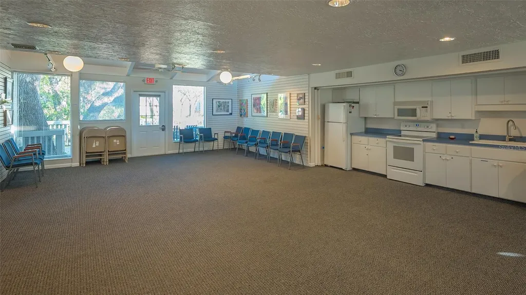 1611 Clower Creek Drive Sarasota FL 34231