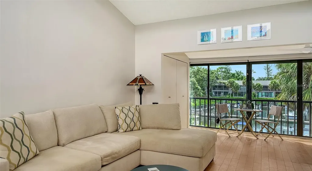 1611 Clower Creek Drive Sarasota FL 34231