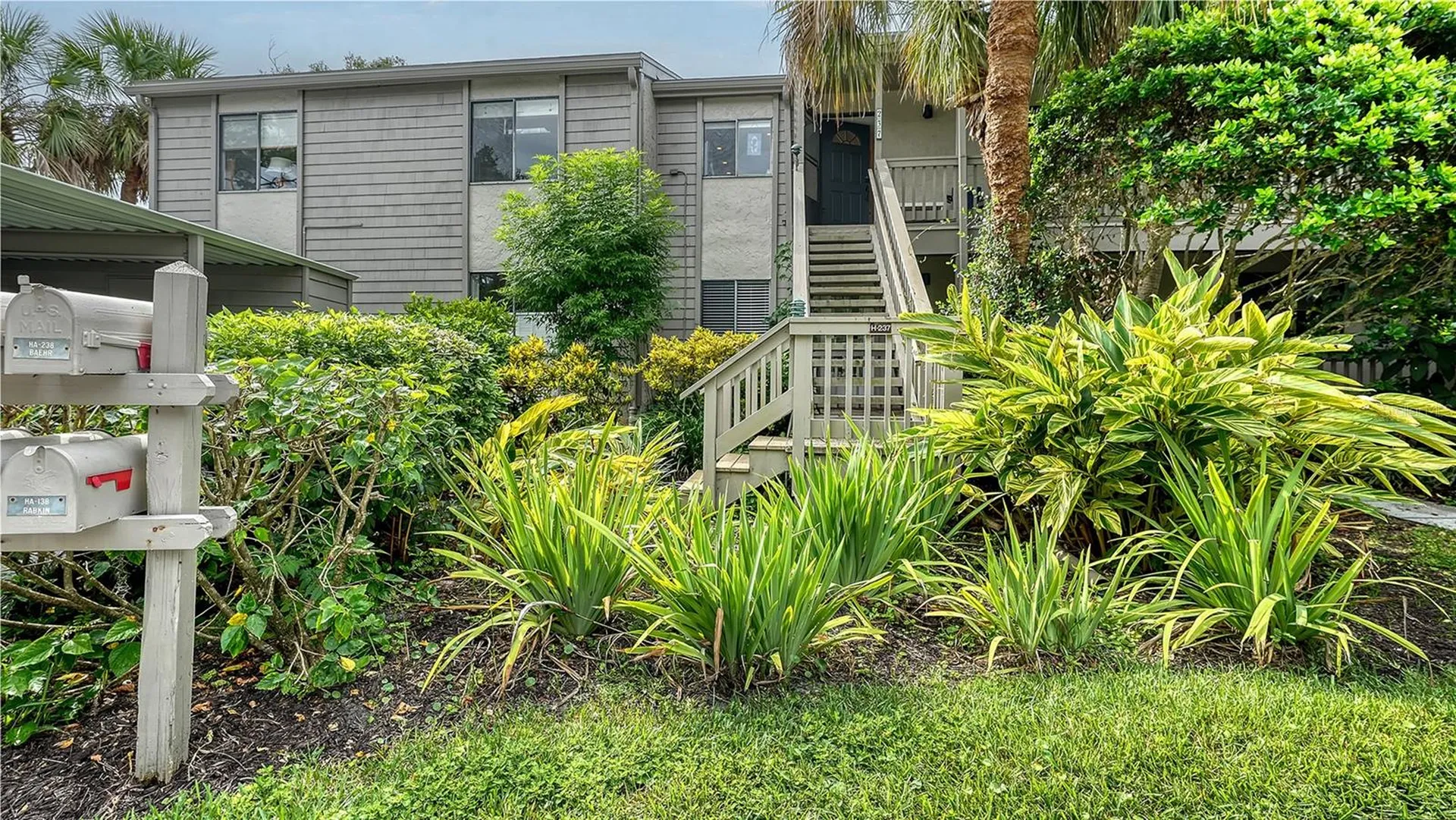 1611 Clower Creek Drive Sarasota FL 34231