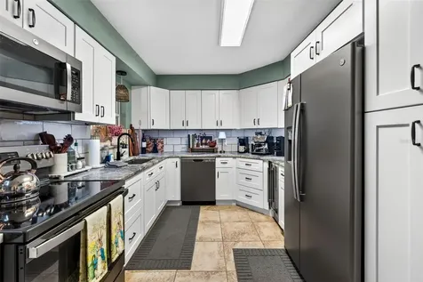 9925 47th Avenue N Seminole FL 33708