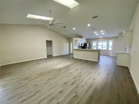 6042 Wade Street Leesburg FL 34748