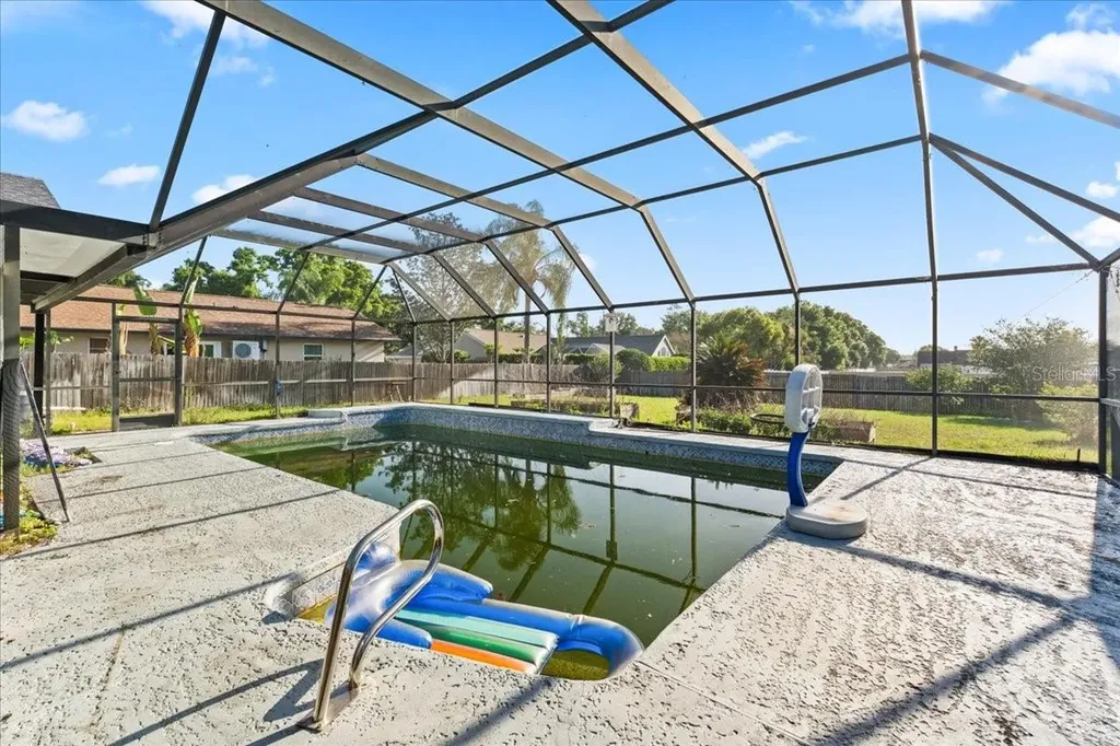 905 Stratford Manor Drive Brandon FL 33510