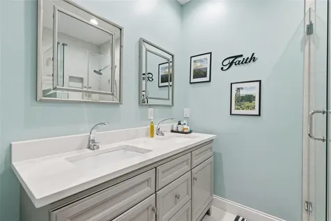 4718 22nd Street N St Petersburg FL 33714