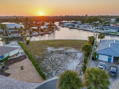 10412 Kingfisher Road W Bradenton FL 34209