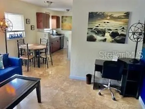 3206 W Azeele Street Tampa FL 33609
