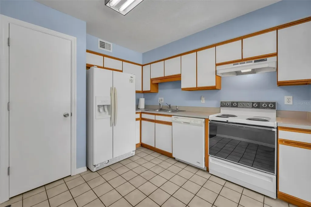 2427 Tack Room Lane Orlando FL 32812
