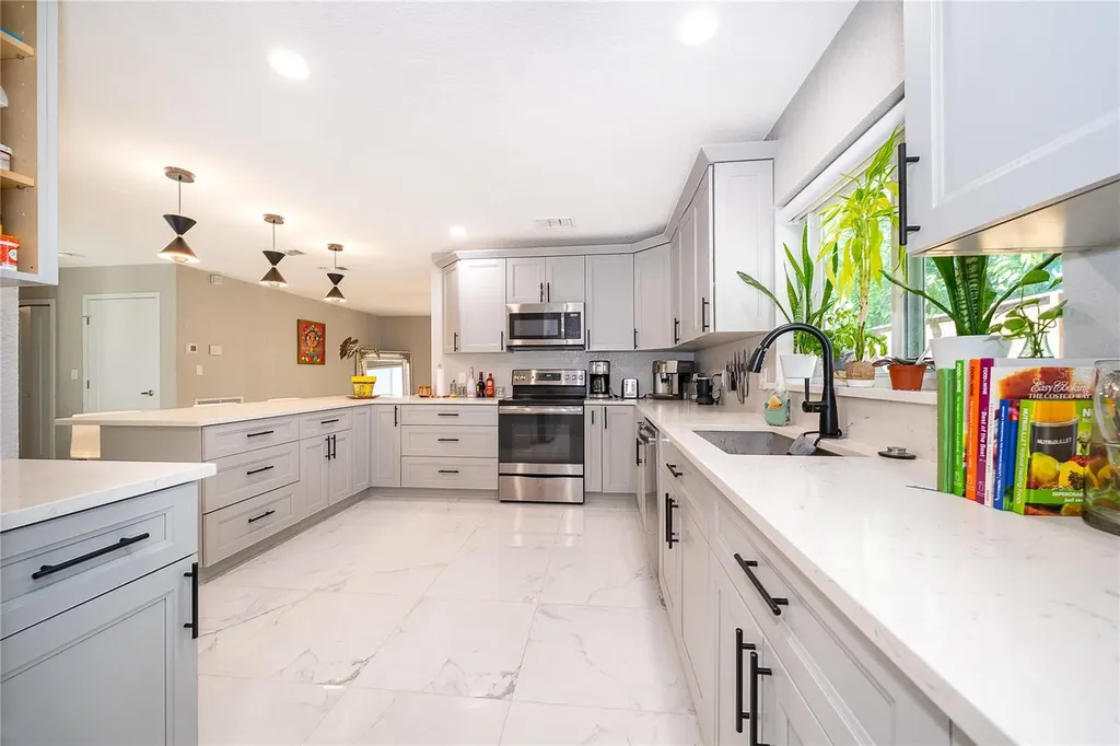 502 Oak Lane Maitland FL 32751