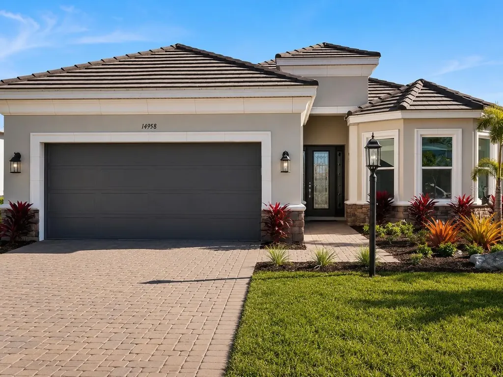 14958 Contenta Loop Bradenton FL 34211